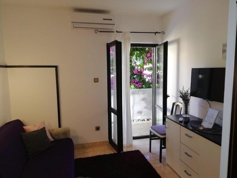 Apartment Cactus Donji Okrug  ภายนอก รูปภาพ